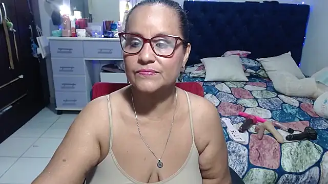 pervert mommy  online show from June 4, 2026, 9:48 am