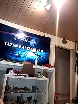 AquaMenn online show from April 11, 2026, 12:15 am