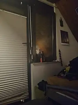 Snapshot of Genius1606 chatting on June 4, 2026, 9:10 pm Genius1606 online show from June 4, 2026, 9:10 pm
