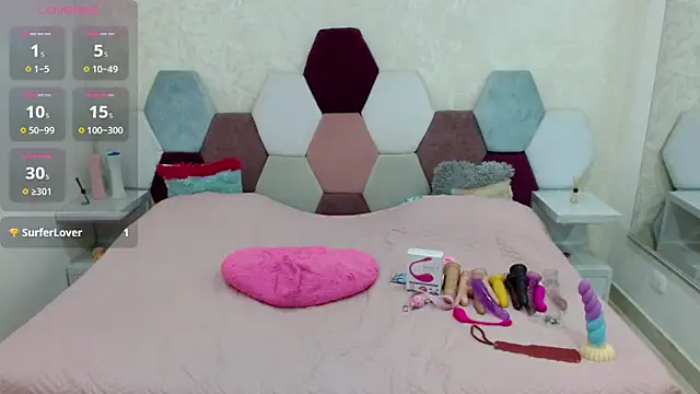 Snapshot of angel_blue chatting on February 12, 2025, 11:41 pm angel blue online show from February 12, 2025, 11:41 pm