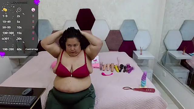 Snapshot of angel_blue chatting on September 13, 2025, 3:34 pm angel blue online show from September 13, 2025, 3:34 pm