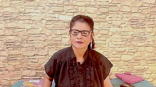 IndianAllure online show from June 20, 2026, 5:54 am