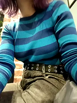 Frost foxy online show from December 28, 2024, 5:23 am