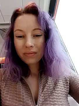 Frost foxy online show from February 23, 2025, 7:11 am