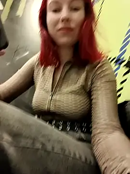 Frost foxy online show from March 4, 2025, 5:32 am