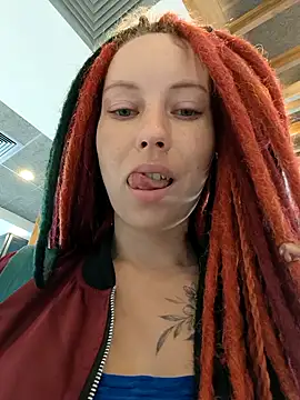 Frost foxy online show from September 28, 2025, 2:39 am