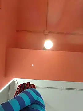 Frost foxy online show from November 19, 2025, 2:11 am