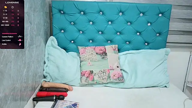 MAARYMOON online show from December 16, 2024, 11:12 am