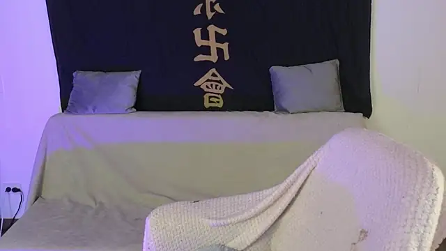 KuroChan420 online show from December 21, 2024, 3:36 am