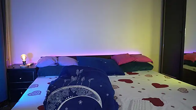 TiffanyPierce online show from November 1, 2025, 9:17 pm