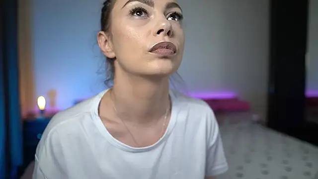 TiffanyPierce online show from April 6, 2026, 8:10 pm