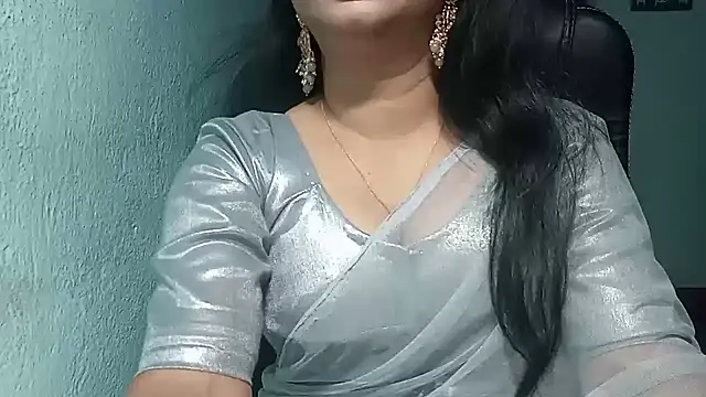 Snapshot of YourModhu chatting on December 24, 2024, 5:55 pm YourModhu online show from December 24, 2024, 5:55 pm