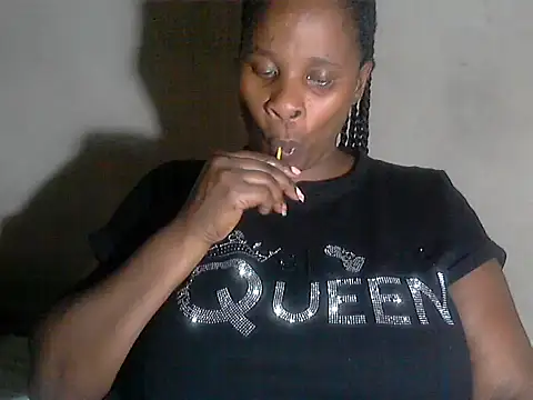 Choco-Coco10 online show from November 6, 2025, 3:24 pm