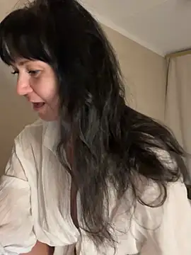 Melissa Fane online show from April 9, 2026, 10:37 pm