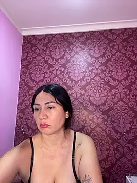 juliana diaz online show from November 10, 2025, 11:20 am