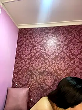 juliana diaz online show from November 29, 2025, 11:35 am