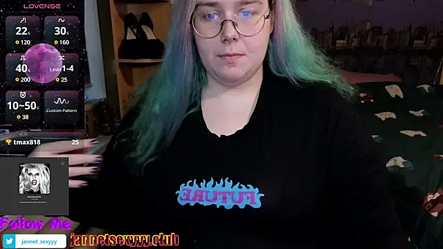 JannetPie online show from December 9, 2024, 6:55 am