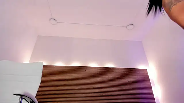 AlondraDiossa03 online show from February 12, 2025, 11:51 pm