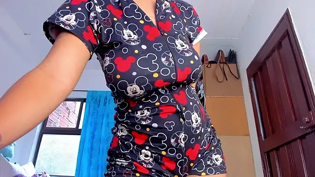 AlondraDiossa03 online show from November 15, 2025, 7:10 pm