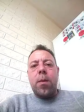 Snapshot of david_geam chatting on December 22, 2024, 8:27 am david geam online show from December 22, 2024, 8:27 am