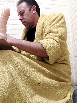 Snapshot of david_geam chatting on March 12, 2025, 12:53 am david geam online show from March 12, 2025, 12:53 am