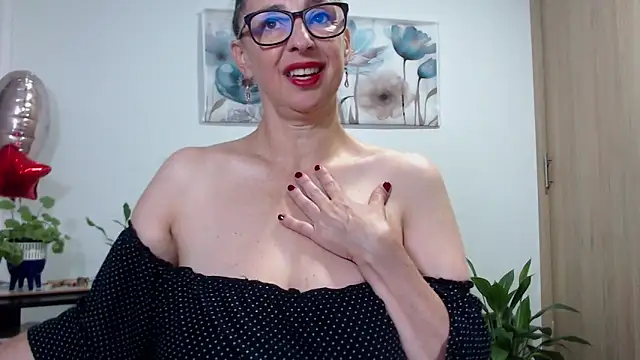 pattymaturex online show from October 19, 2025, 9:59 pm