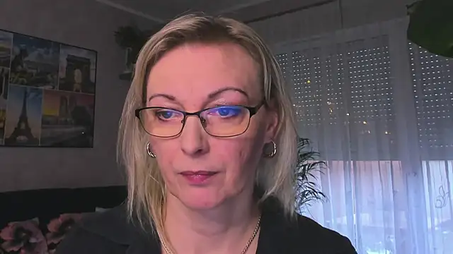 vanessa chat online show from January 14, 2025, 2:22 pm