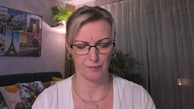 vanessa chat online show from February 12, 2025, 6:30 pm