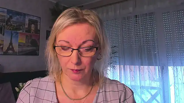 vanessa chat online show from January 7, 2026, 2:19 pm