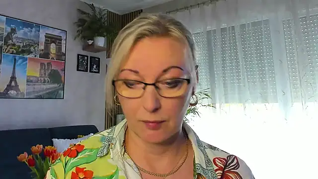 vanessa chat online show from May 13, 2026, 1:30 pm