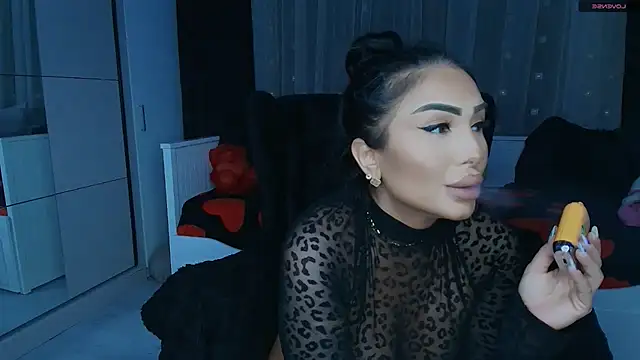 Snapshot of mistress_meryem chatting on May 3, 2026, 9:43 pm mistress meryem online show from May 3, 2026, 9:43 pm