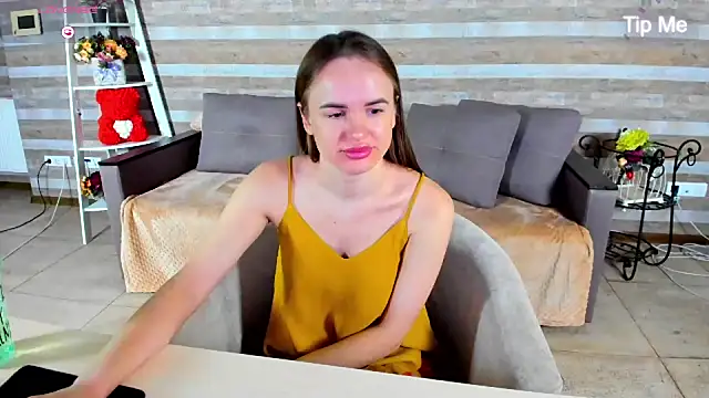 SusanSmit online show from October 17, 2025, 7:05 pm