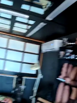 DarkDea online show from September 8, 2025, 3:33 pm