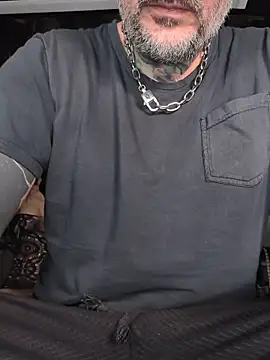 Snapshot of DarkDea chatting on December 15, 2025, 12:31 pm DarkDea online show from December 15, 2025, 12:31 pm