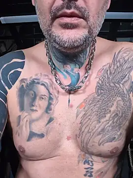 Snapshot of DarkDea chatting on December 20, 2025, 10:33 am DarkDea online show from December 20, 2025, 10:33 am