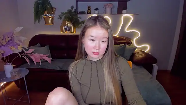 PollyOcean online show from February 15, 2025, 12:54 pm