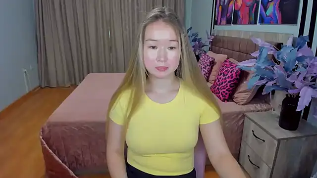 PollyOcean online show from September 13, 2025, 12:05 pm