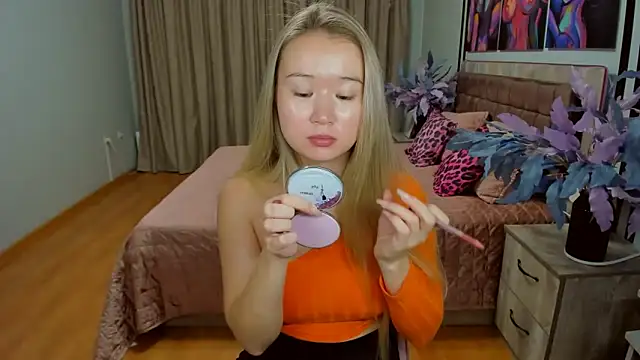 PollyOcean online show from October 20, 2025, 6:14 am