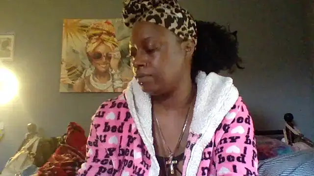 msdeedee online show from April 26, 2026, 12:58 pm