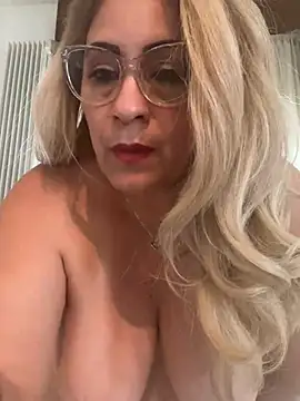 x elena x online show from February 26, 2025, 12:36 pm