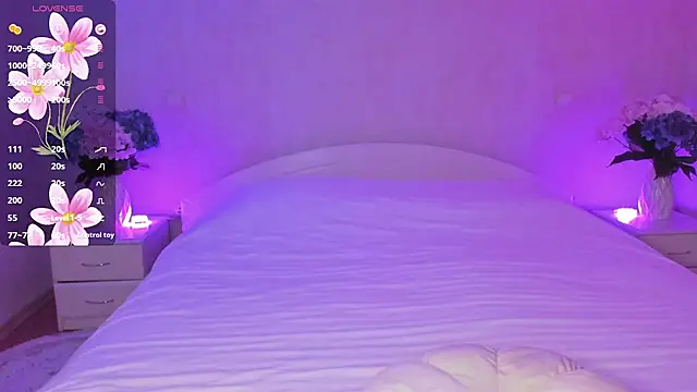 AnnaCarrera online show from September 23, 2025, 6:33 pm