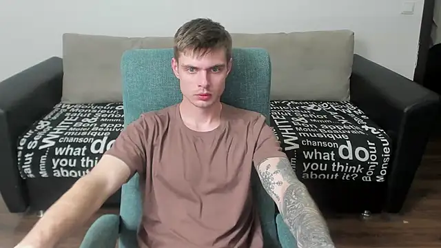 maks wolfis online show from March 2, 2025, 7:34 pm