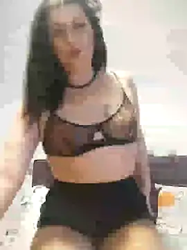 AlexandraGiogio online show from February 7, 2025, 10:41 pm