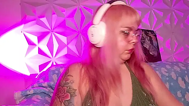 Satyn doll online show from April 18, 2026, 12:14 am