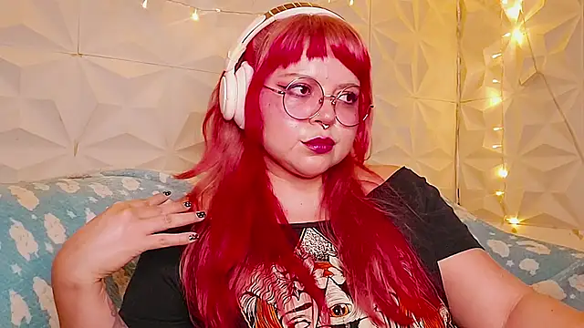 Snapshot of Satyn_doll chatting on June 18, 2026, 11:20 pm Satyn doll online show from June 18, 2026, 11:20 pm