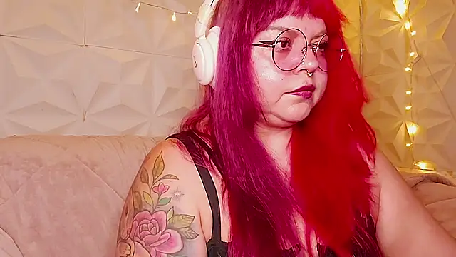 Snapshot of Satyn_doll chatting on July 15, 2026, 11:54 pm Satyn doll online show from July 15, 2026, 11:54 pm