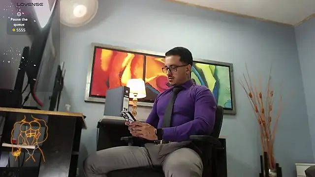 Snapshot of randyluke chatting on April 30, 2026, 7:42 pm randyluke online show from April 30, 2026, 7:42 pm