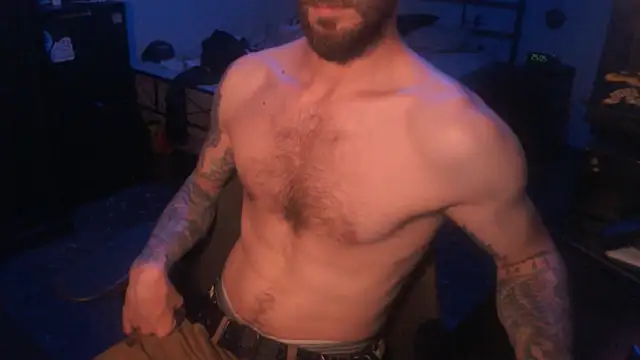 SexxxyLouis online show from September 13, 2025, 7:35 pm