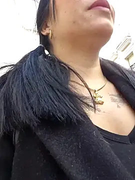 little susie online show from December 18, 2025, 9:59 am