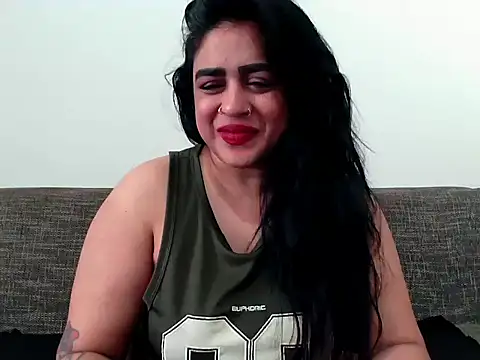 indianishkq7 online show from December 1, 2025, 7:57 am